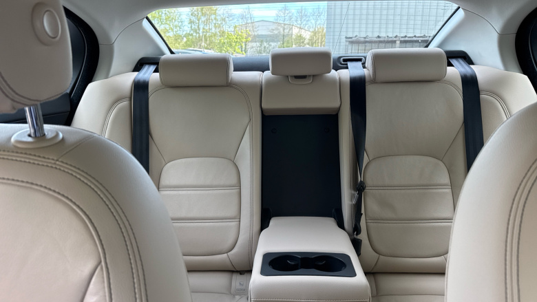 Jaguar XE 2.0 Ingenium Prestige 4dr Auto Petrol Saloon